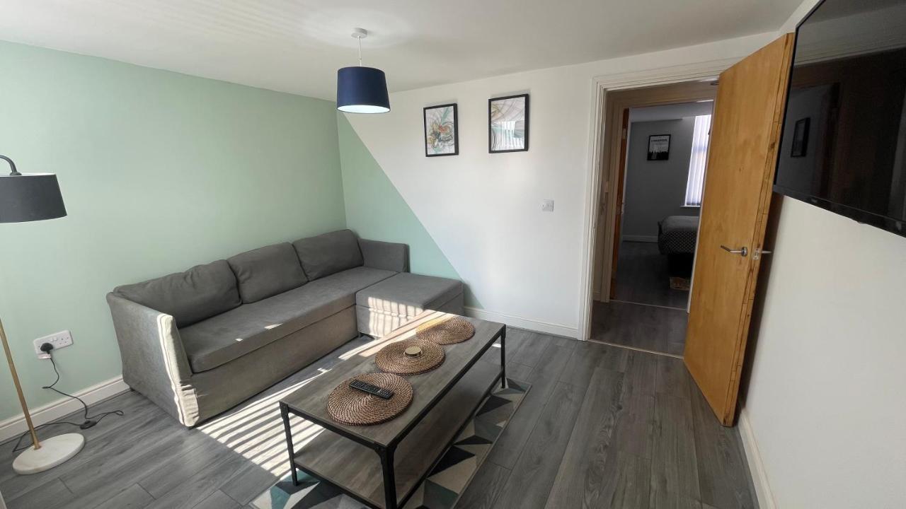 Ryan Air I Bnb - Lfc Apartments Liverpool Exteriér fotografie