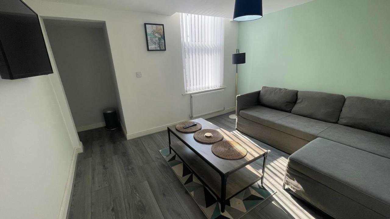 Ryan Air I Bnb - Lfc Apartments Liverpool Exteriér fotografie