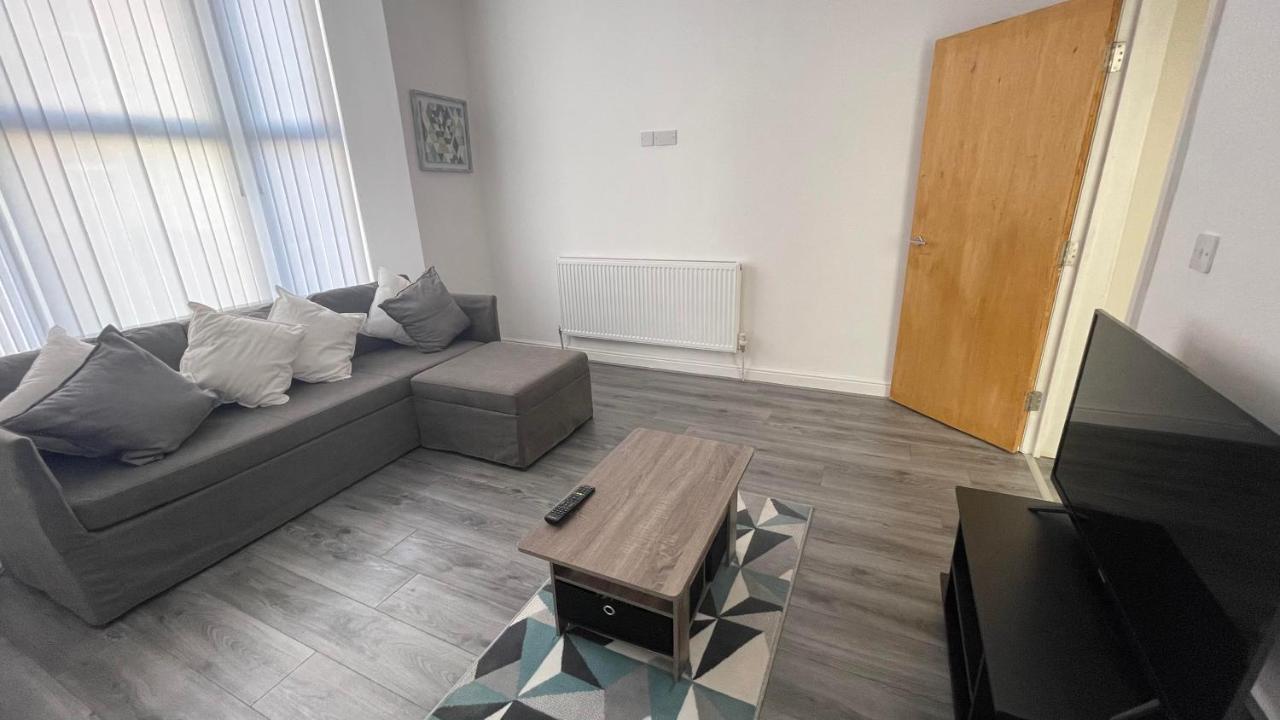 Ryan Air I Bnb - Lfc Apartments Liverpool Exteriér fotografie